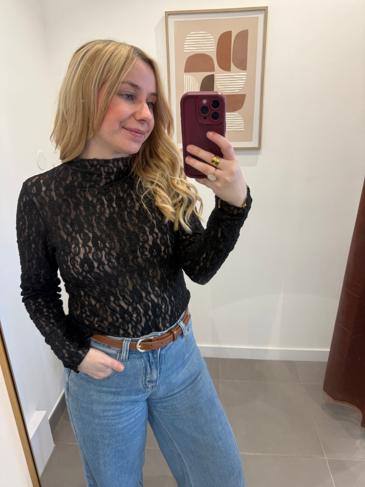 Top en dentelle noir