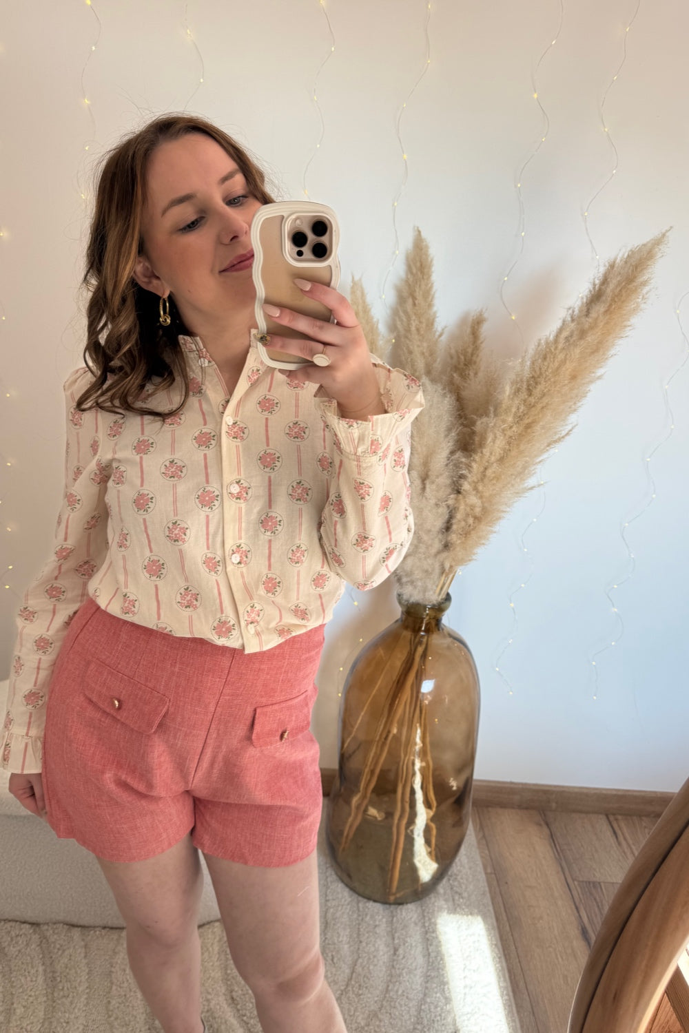 Short Rosa