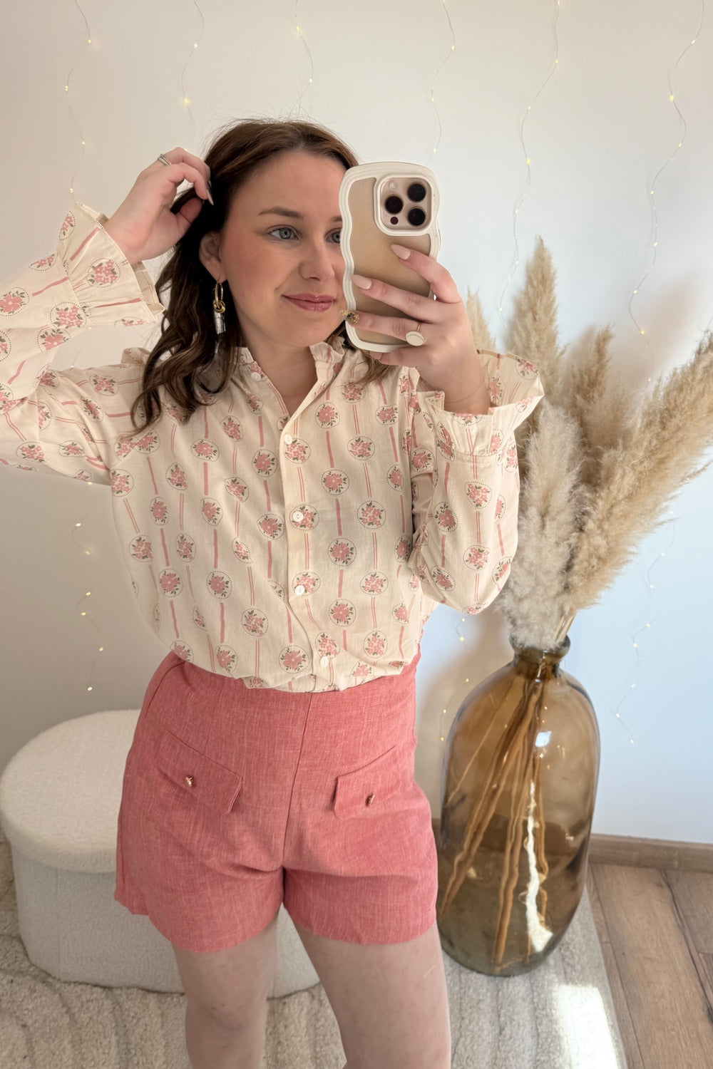 Short Rosa