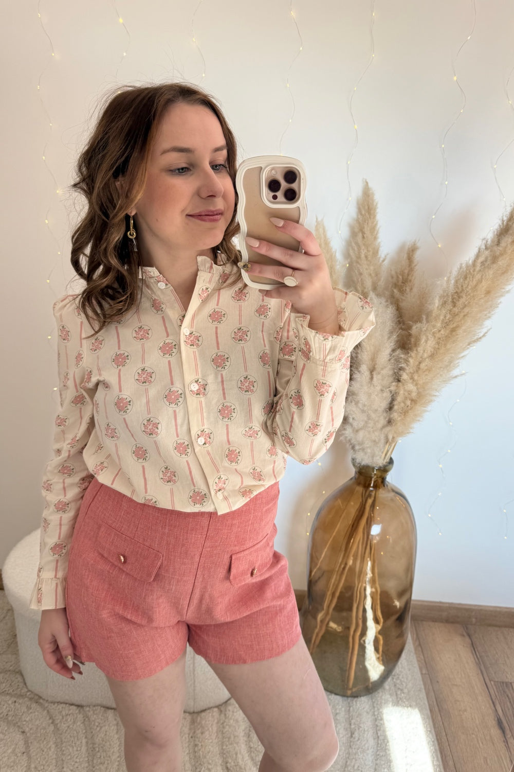 Short Rosa