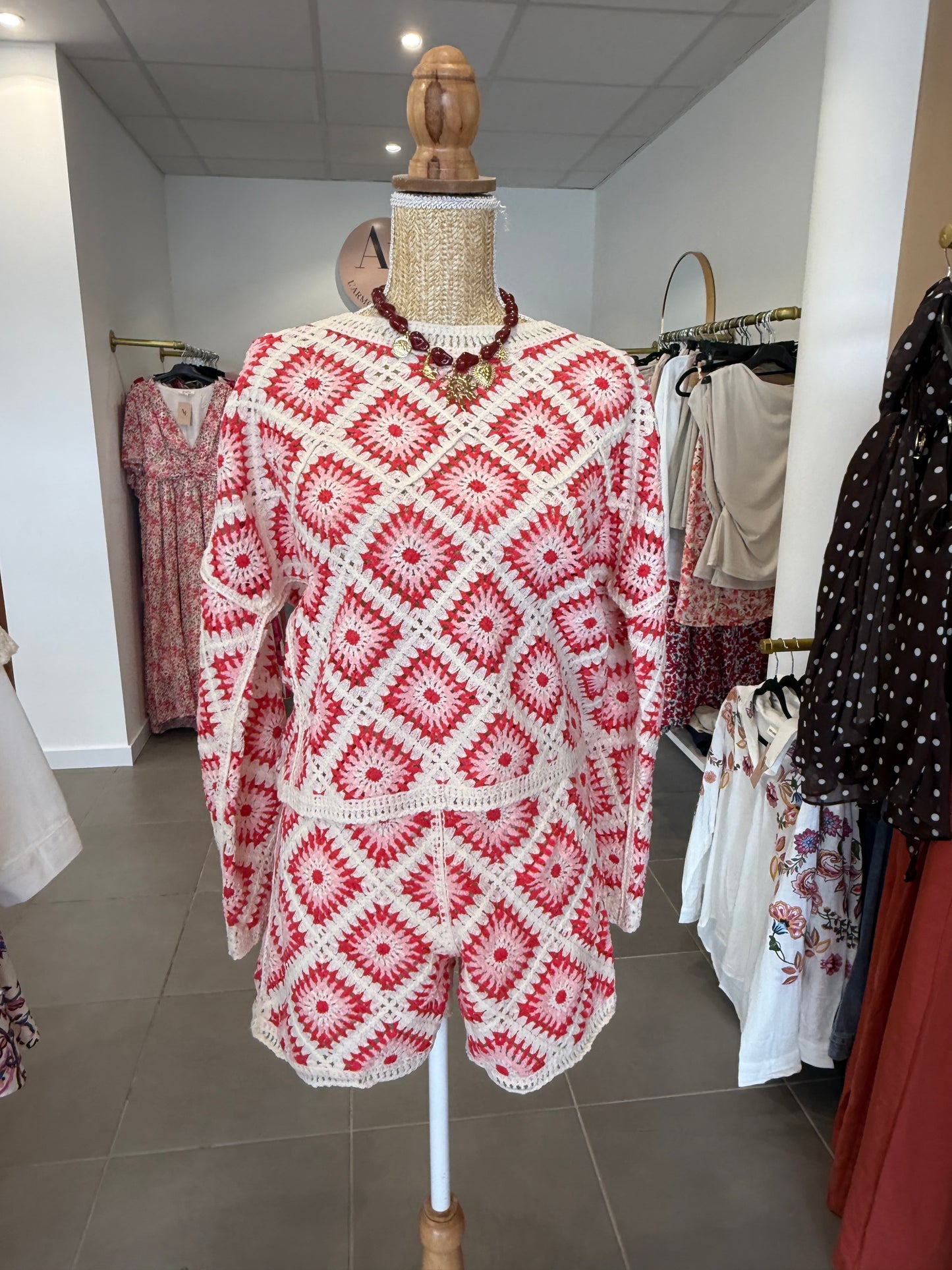 Short crochet