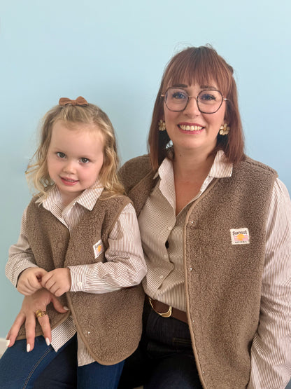 Sans manches enfant taupe